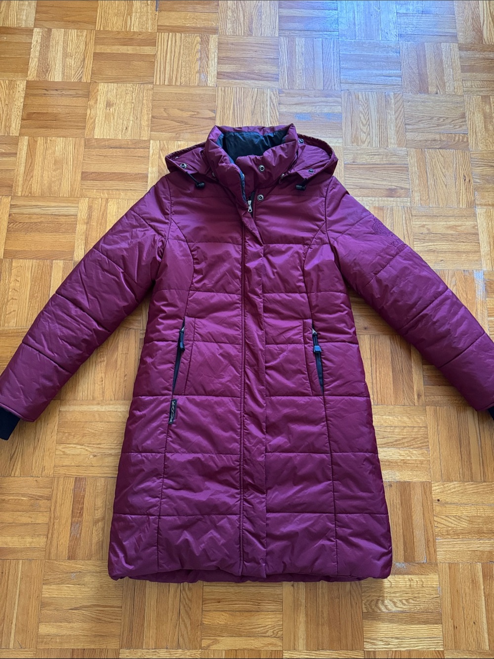 Kanuk Women's Long Quilted Hooded Winter Coat - red wine small-medium